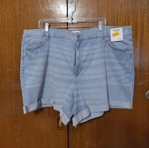 Sonoma Light Wash Denim Roll-Cuff Shorts